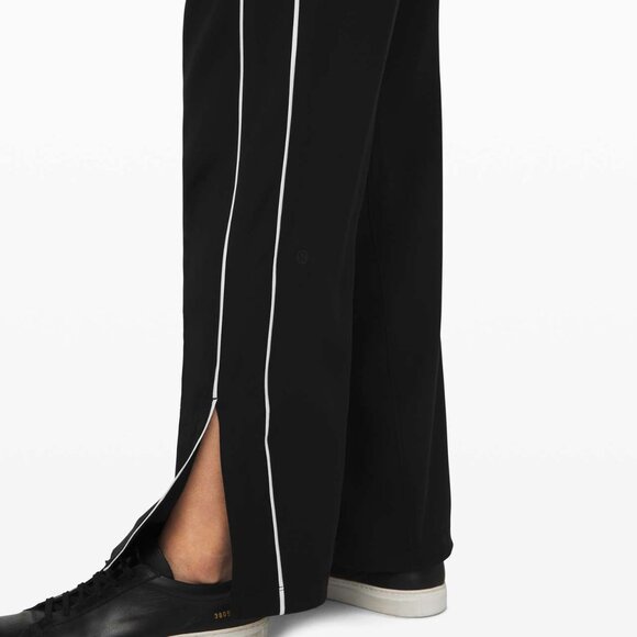 lululemon Black On the Right Track Pant size 2 - Picture 4 of 14